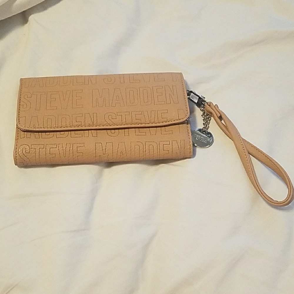 Steve Madden Wallet